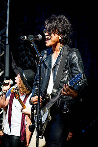 2012-08-19 - Sons of Midnight från Götaplatsen, Göteborg