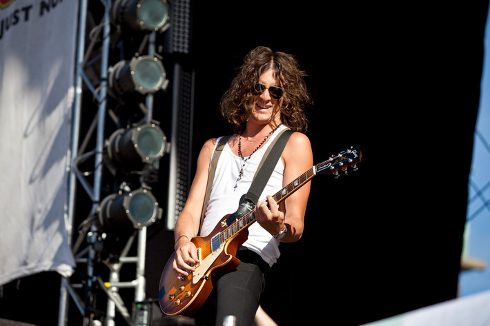 2012-08-19 - Sons of Midnight från Götaplatsen, Göteborg