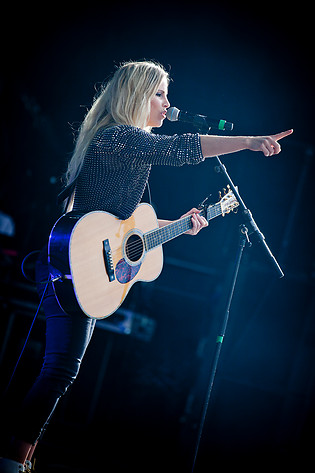 2012-08-19 - Lisa Miskovsky från Götaplatsen, Göteborg