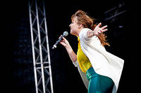 2012-08-19 - Linnea Henriksson från Götaplatsen, Göteborg