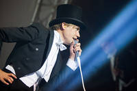 2012-08-22 - The Hives från Malmöfestivalen, Malmö