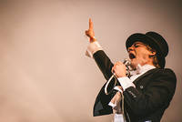2012-08-22 - The Hives från Malmöfestivalen, Malmö