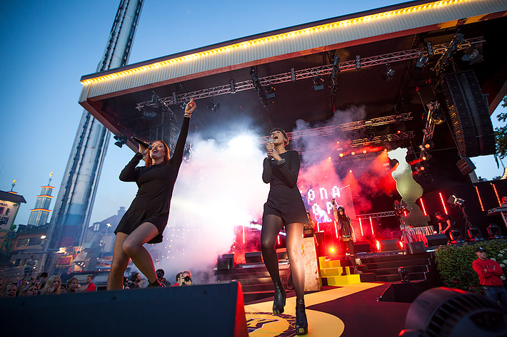 2012-08-29 - Icona Pop från Gröna Lund, Stockholm