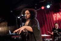 2012-09-27 - Seinabo Sey från Fasching, Stockholm