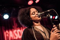 2012-09-27 - Seinabo Sey från Fasching, Stockholm