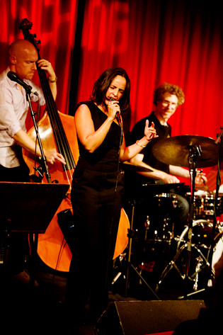 2012-10-02 - Emilia Mitiku från Fasching, Stockholm