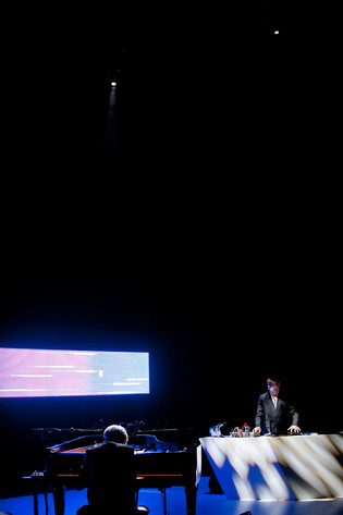 2012-10-05 - alva noto + Ryuichi Sakamoto från Uppsala Konsert & Kongress, Uppsala