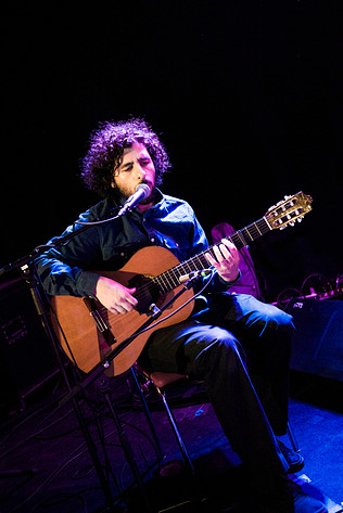 2012-11-16 - José González & The Skull Defekts från Debaser Medis, Stockholm