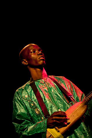 2012-11-17 - Sidi Touré från Stora Teatern, Göteborg