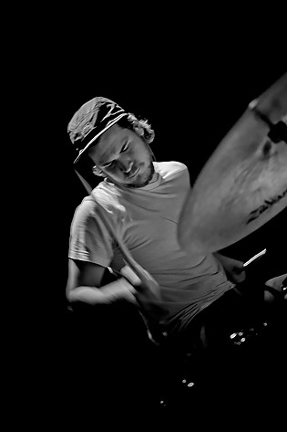 2012-12-01 - Simian Ghost från Stadsteaterns Foajébar, Göteborg