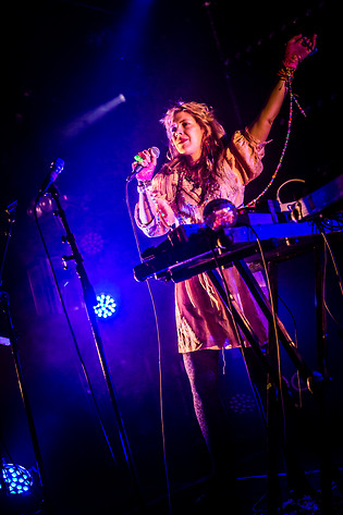 2012-11-01 - Niki & The Dove från Studion, Umeå