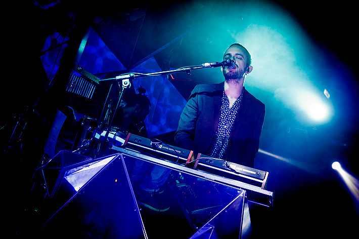 2012-12-11 - Yeasayer från Pustervik, Göteborg