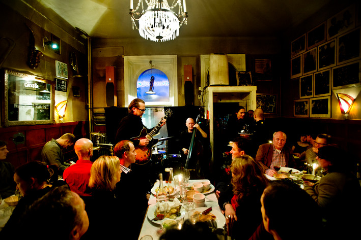 2012-12-21 - Johannesson, Schultz & Berglund från Glenn Miller Café, Stockholm