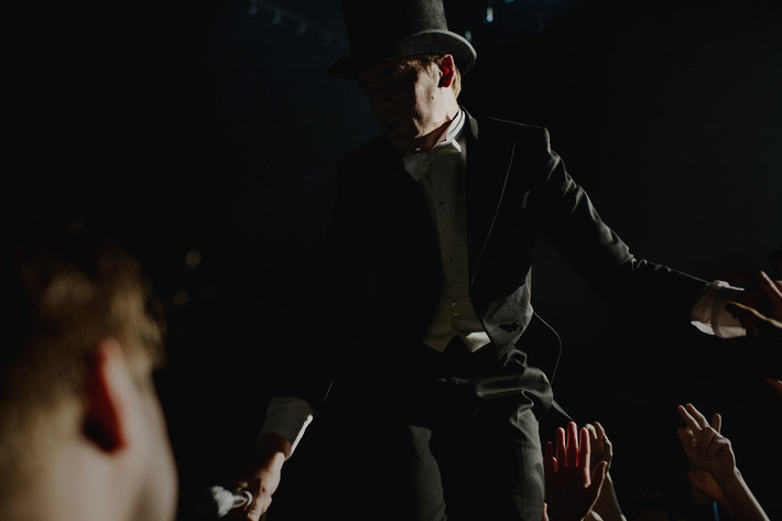 2013-02-02 - The Hives från Conventum, Örebro
