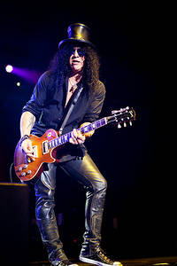 2013-02-22 - Slash ft. Myles Kennedy & The Conspirators från Annexet, Stockholm