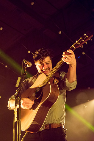 2013-04-10 - Mumford & Sons från Annexet, Stockholm