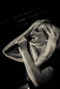 2013-04-13 - Ellie Goulding från Debaser Medis, Stockholm