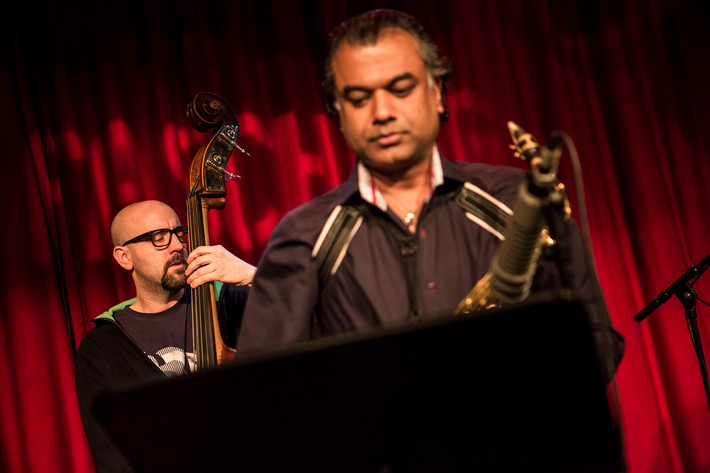 2013-04-16 - Rez Abbasi Trio feat. Rudresh Mahanthappa från Fasching, Stockholm