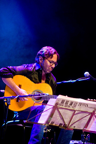 2013-04-26 - Al di Meola från Uppsala Konsert & Kongress, Uppsala