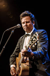 2013-04-29 - Grant-Lee Phillips från Kägelbanan, Stockholm