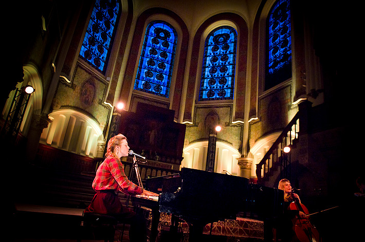 2013-05-11 - Agnes Obel från Øresundsfestival, Malmö