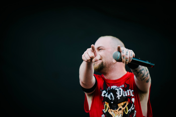 2013-06-06 - Five Finger Death Punch från Sweden Rock Festival, Sölvesborg