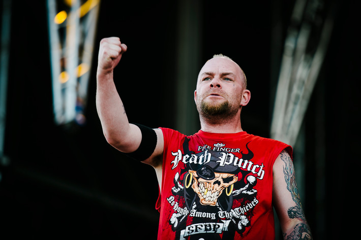 2013-06-06 - Five Finger Death Punch från Sweden Rock Festival, Sölvesborg