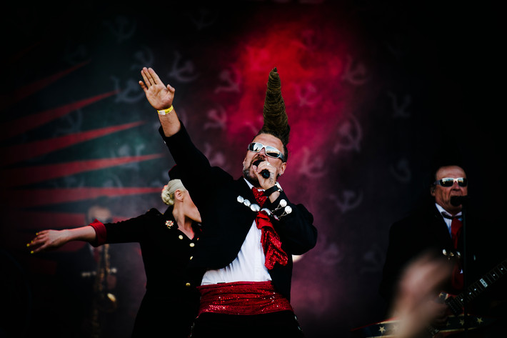 2013-06-07 - Leningrad Cowboys från Sweden Rock Festival, Sölvesborg
