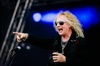 2013-06-07 - Treat från Sweden Rock Festival, Sölvesborg