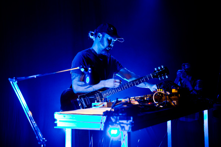 2013-06-08 - Mika Vainio från Uppsala Konsert & Kongress, Uppsala