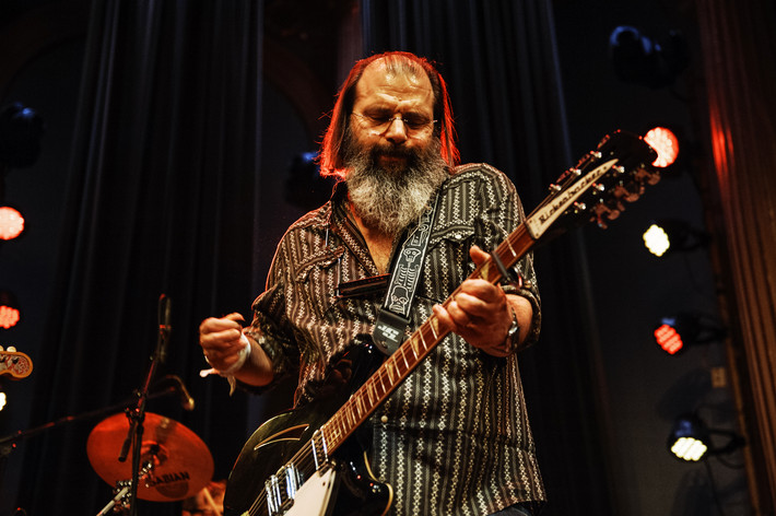 2013-06-11 - Steve Earle & The Dukes från Nalen, Stockholm