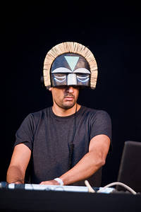 2013-06-15 - SBTRKT från Stoxa, Stockholm