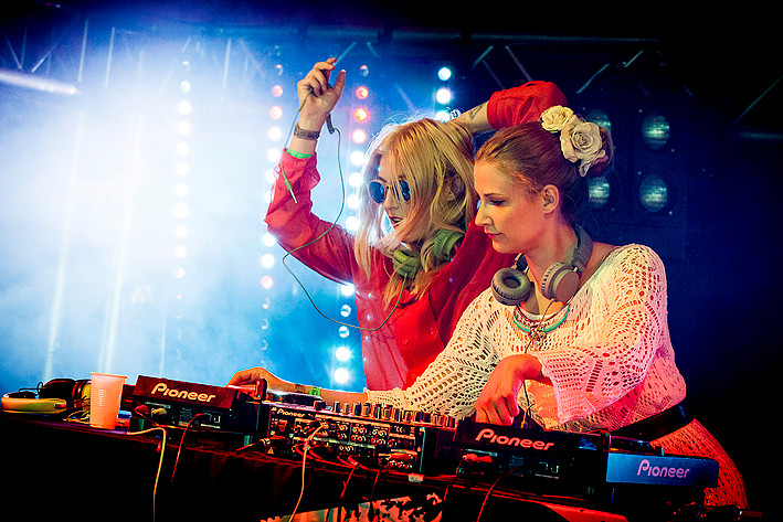 2013-06-15 - Mia Adam och PauPau från Stoxa, Stockholm