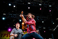 2013-06-27 - Gogol Bordello från Bråvalla, Norrköping