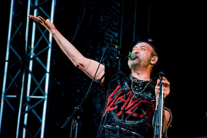 2013-06-27 - Gogol Bordello från Bråvalla, Norrköping
