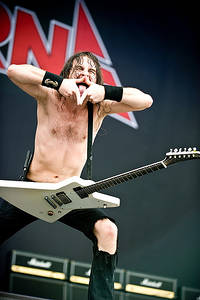 2013-06-27 - Airbourne från Bråvalla, Norrköping