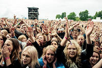 2013-06-27 - Paramore från Bråvalla, Norrköping