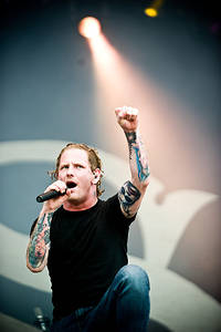 2013-06-28 - Stone Sour från Bråvalla, Norrköping