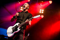 2013-06-28 - Danko Jones från Bråvalla, Norrköping