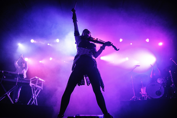 2013-06-29 - Lindsey Stirling från Bråvalla, Norrköping