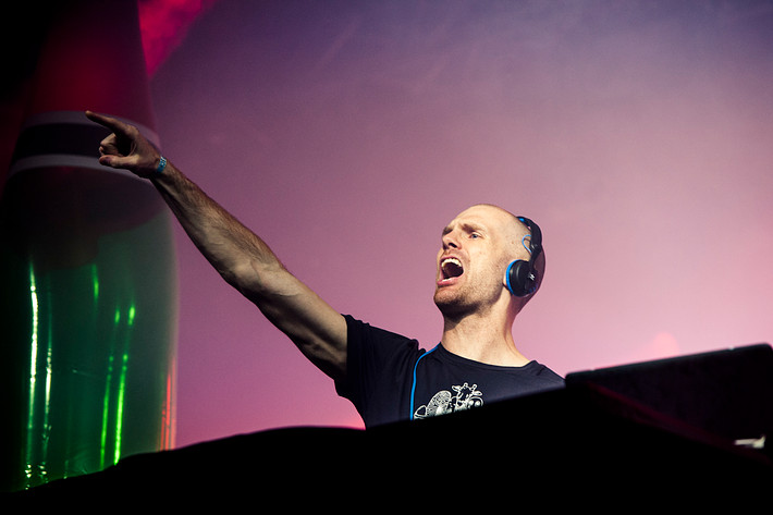 2013-06-29 - Dada Life från Bråvalla, Norrköping