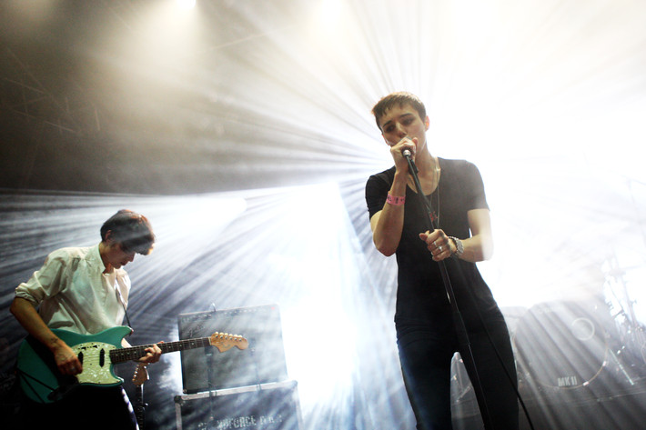2013-07-04 - Savages från Roskildefestivalen, Roskilde