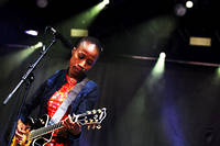 2013-07-05 - Rokia Traoré från Roskildefestivalen, Roskilde