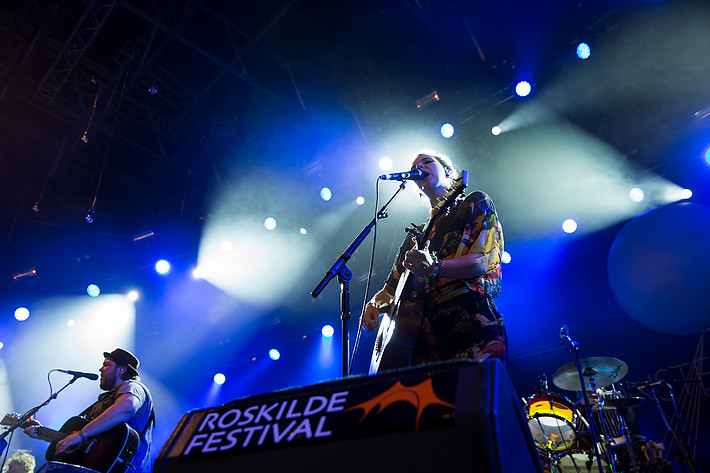 2013-07-05 - Of Monsters And Men från Roskildefestivalen, Roskilde