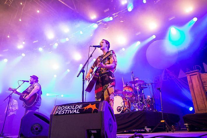 2013-07-05 - Of Monsters And Men från Roskildefestivalen, Roskilde