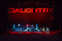 2013-07-03 - Daughtry från Red Hat Amphitheater, Raleigh, NC