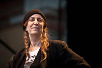 2013-07-12 - Patti Smith från Botaniska Trädgården, Uppsala