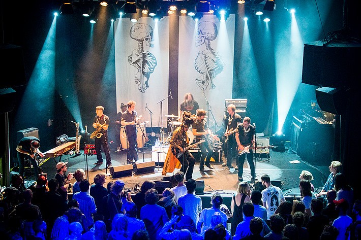 2013-07-08 - King Khan & the Shrines från Pustervik, Göteborg