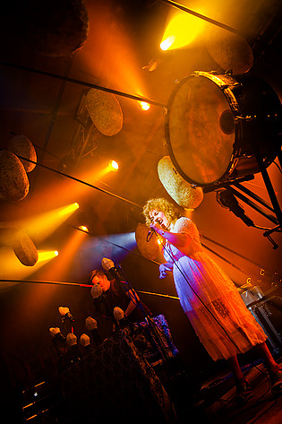 2013-07-24 - Purity Ring från Emmabodafestivalen, Emmaboda
