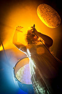 2013-07-24 - Purity Ring från Emmabodafestivalen, Emmaboda